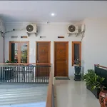 RedDoorz @ Jalan Kedawung
